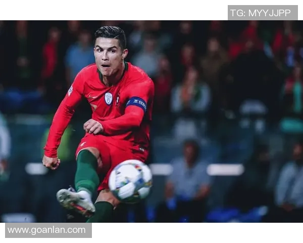 足球巨星闪耀国际电影节 聚焦运动与艺术完美融合的精彩时刻